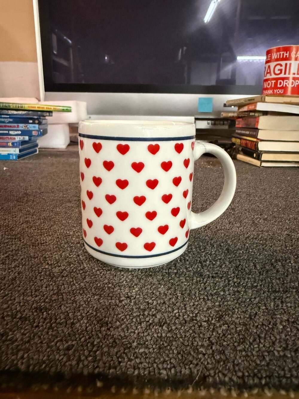 Vintage Red Hearts Pattern Ceramic Coffee Mug